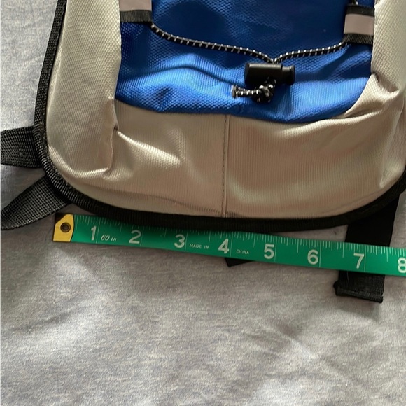 Hydration Backpack - Picture 4 of 5
